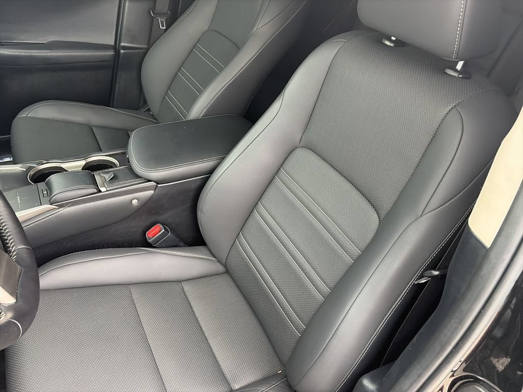 Used 2018 Lexus NX 300 FWD w/ Premium Package image 11
