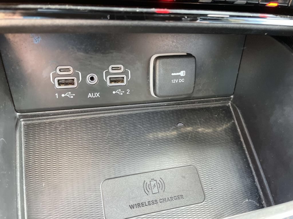 Used 2025 Jeep Grand Cherokee L Laredo w/ Luxury Tech Group I AWD/4WD image 45