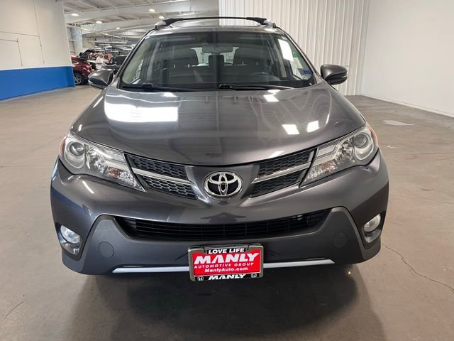 Used 2014 Toyota RAV4 Limited w/ Technology Package AWD/4WD image 8