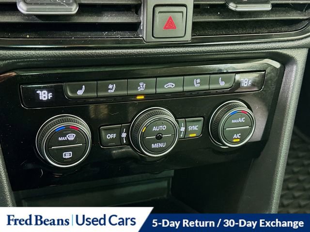 Used 2023 Volkswagen Taos SEL image 17