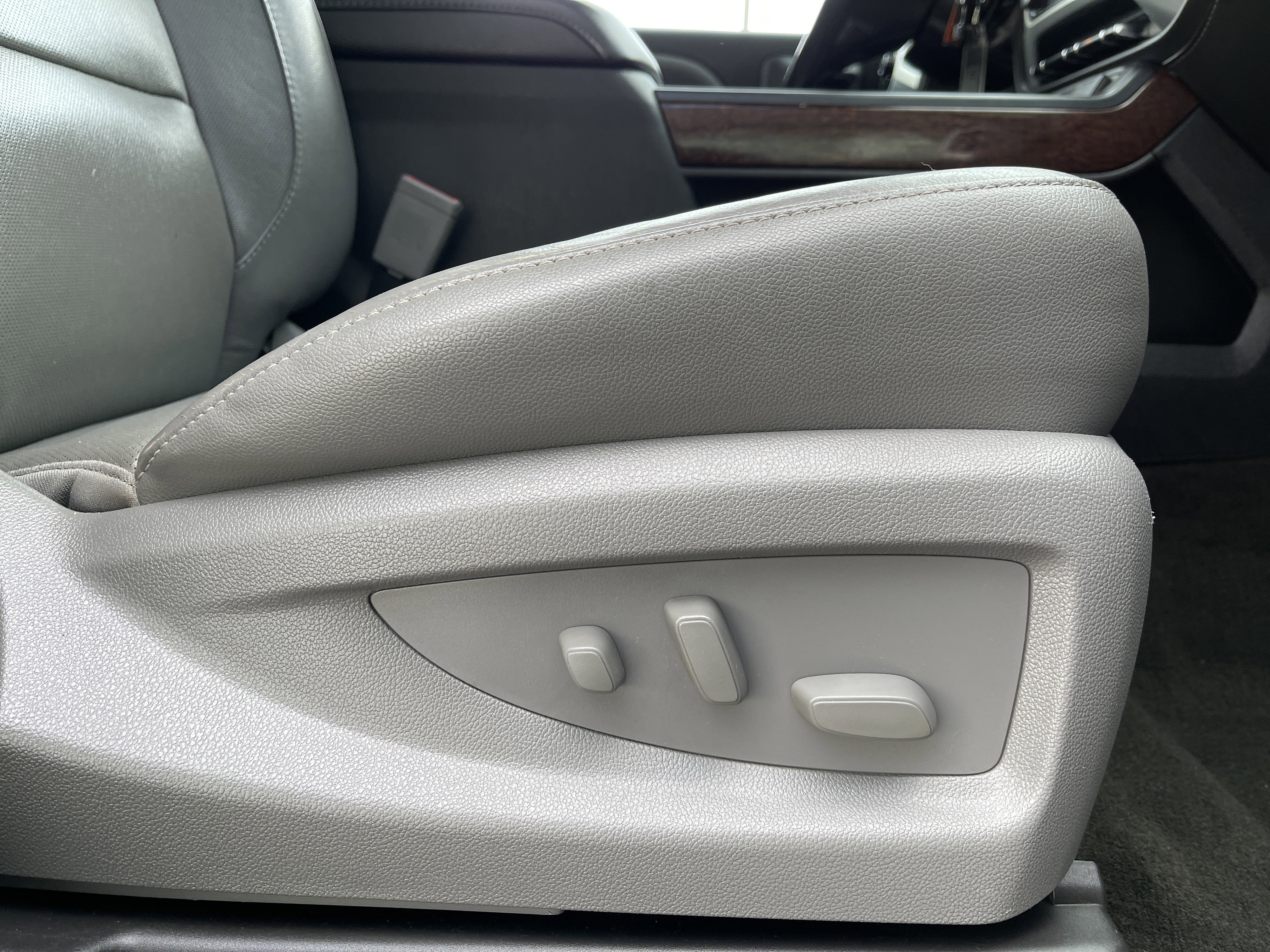 Used 2018 GMC Sierra 1500 SLT w/ SLT Premium Package image 36