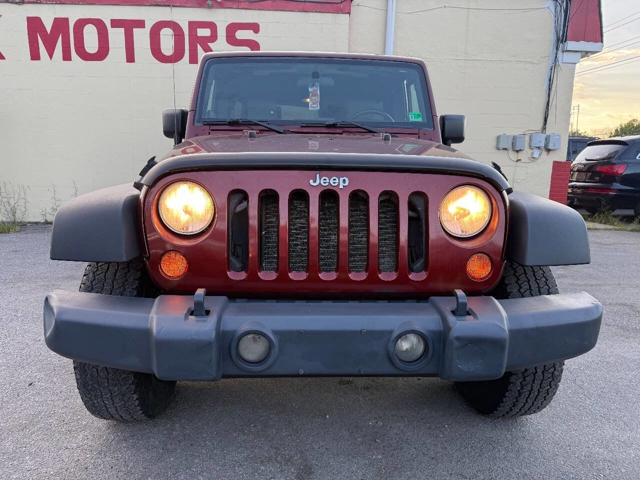Used 2008 Jeep Wrangler Unlimited Rubicon w/ Dual Top Group image 2