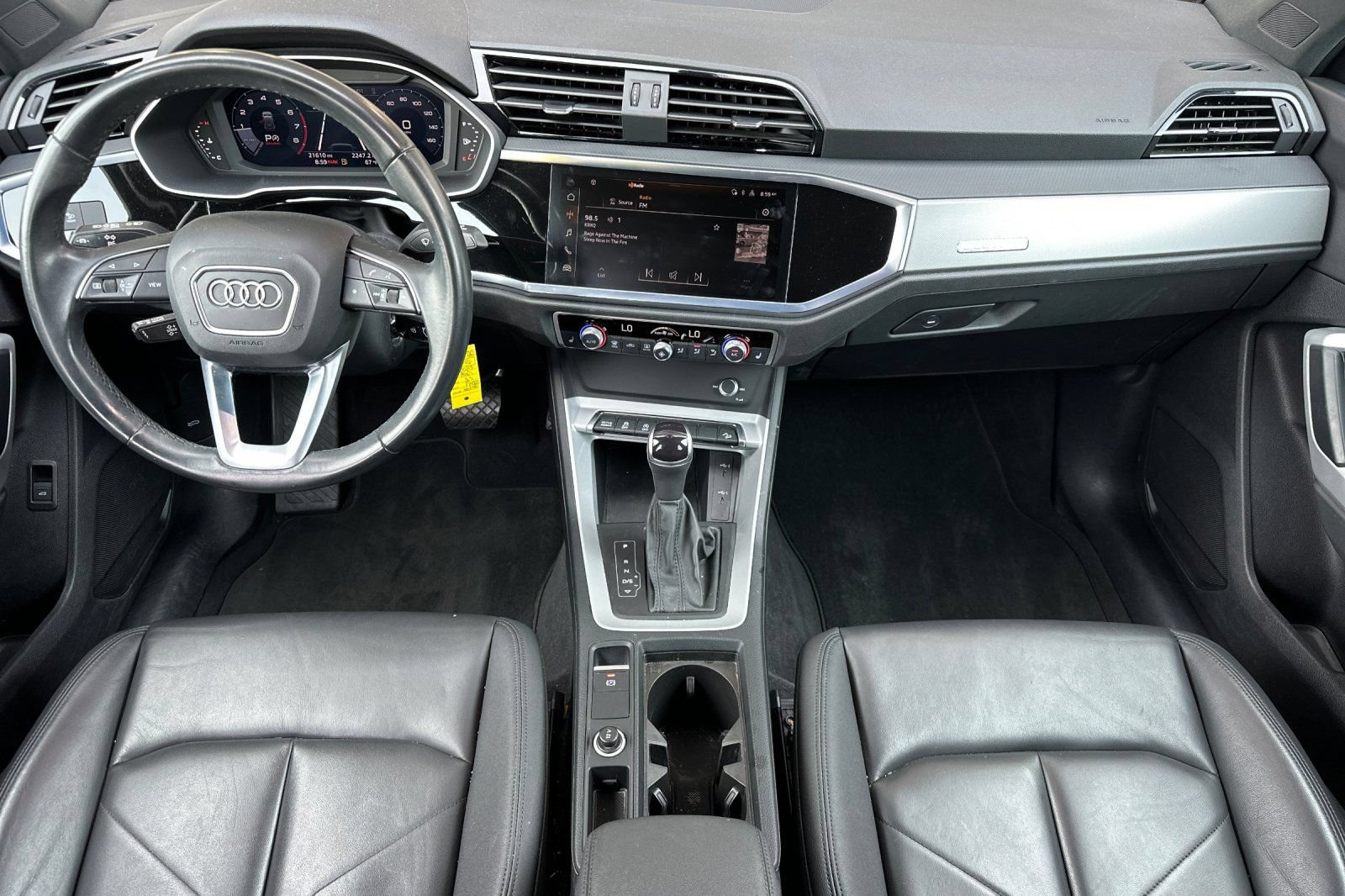 Used 2023 Audi Q3 2.0T Premium AWD/4WD image 9