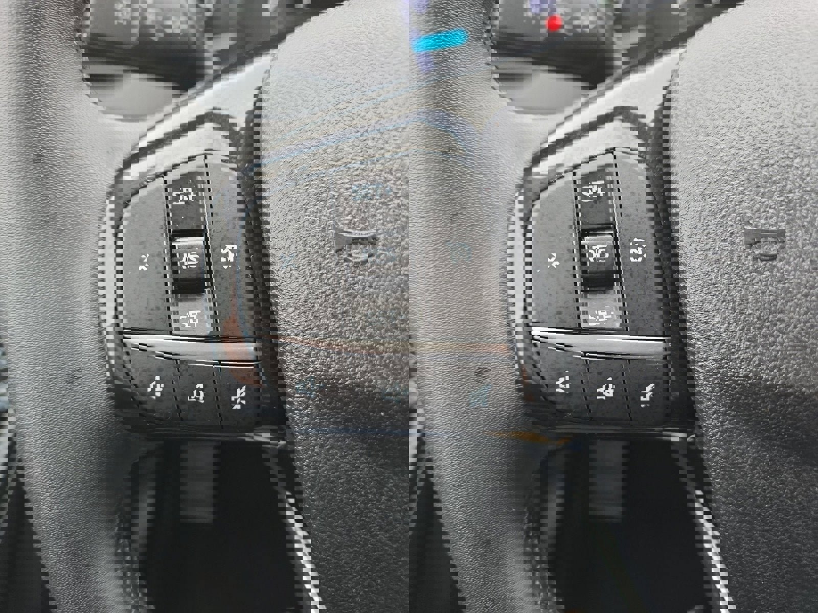 Used 2022 Ford Escape SE w/ SE Sport Appearance Package image 14