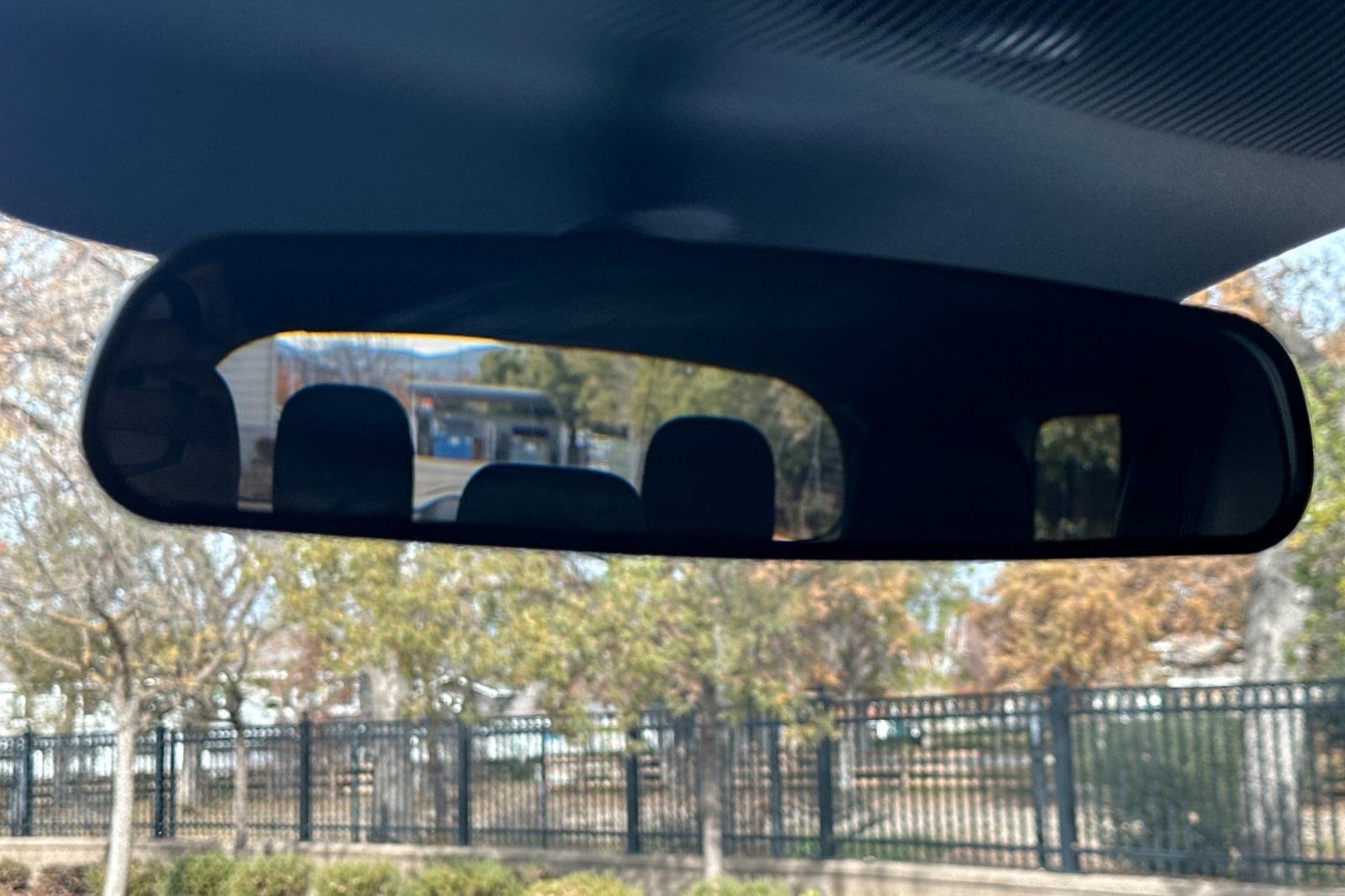 Used 2025 Ford Explorer ST-Line w/ ST-Line Street Pack image 26