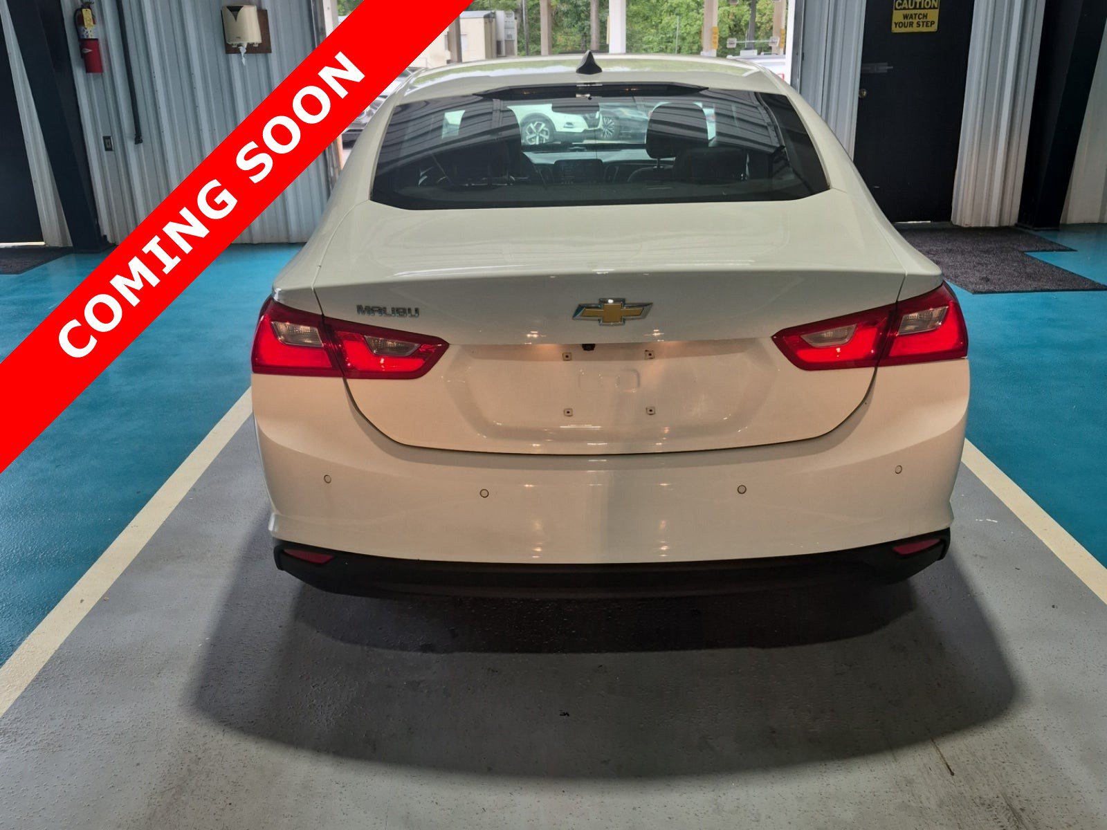 Used 2024 Chevrolet Malibu LS w/ Driver Confidence Package FWD image 4