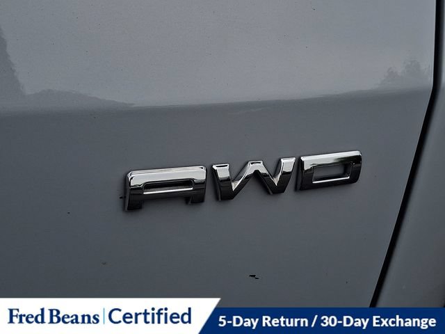 Certified 2025 Ford Escape ST-Line Select AWD/4WD image 32
