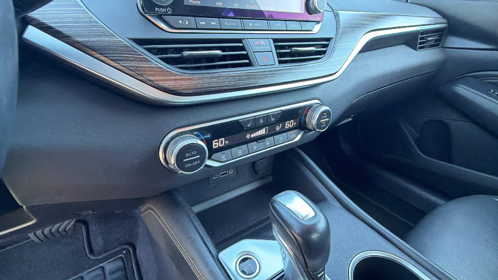 Used 2019 Nissan Altima 2.5 SL FWD image 14
