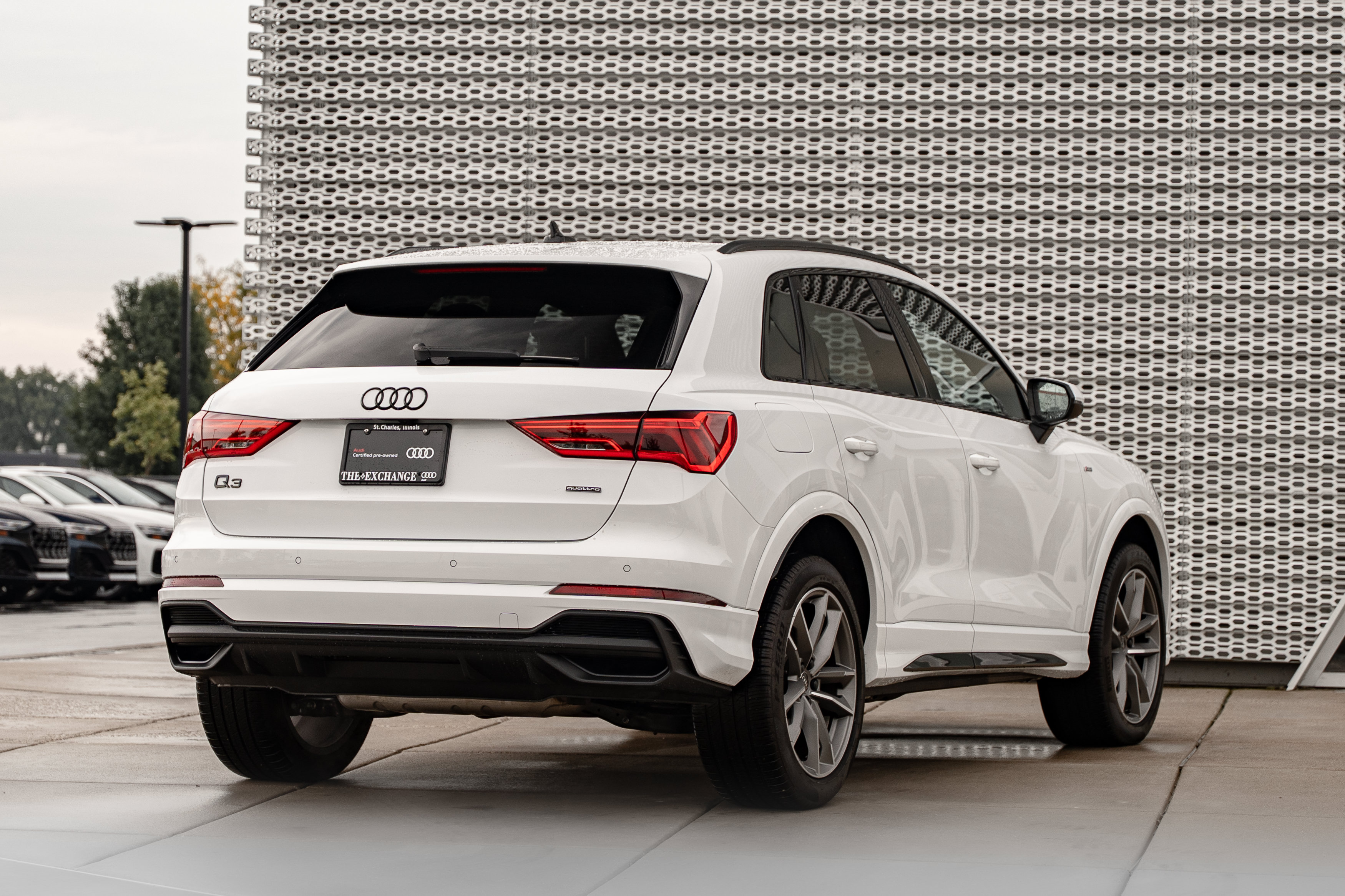 Certified 2025 Audi Q3 2.0T Premium w/ Convenience Package AWD/4WD image 4