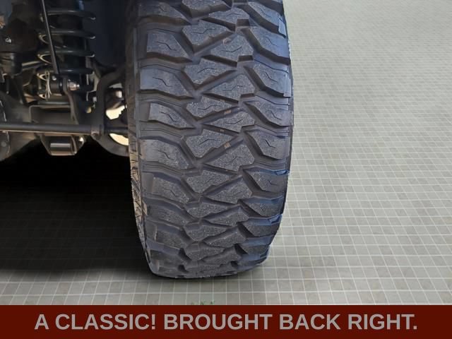 Used 2004 Jeep Wrangler 4WD image 12