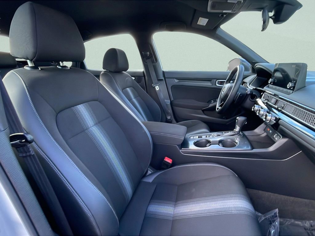 Used 2023 Honda Civic Sport image 28