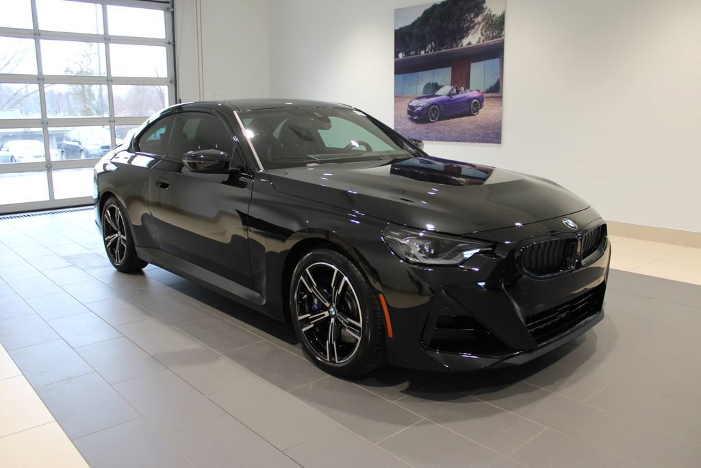 New 2026 BMW 230i Coupe RWD image 2