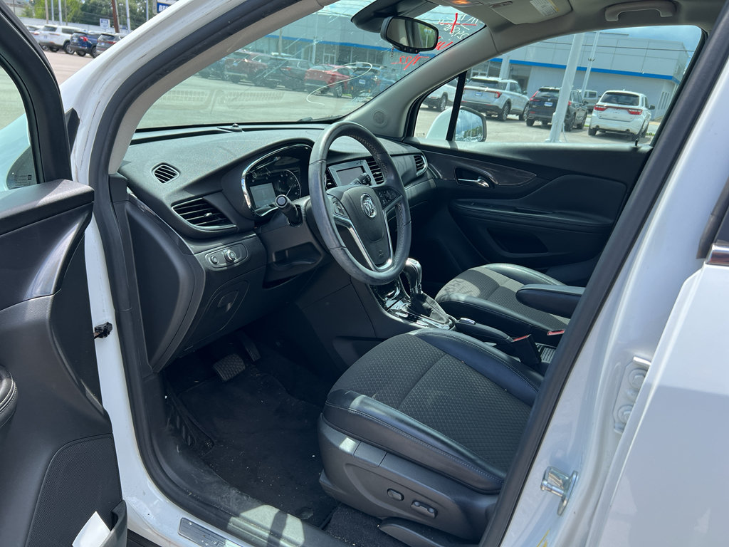 Used 2022 Buick Encore Preferred w/ Safety Package AWD/4WD image 9