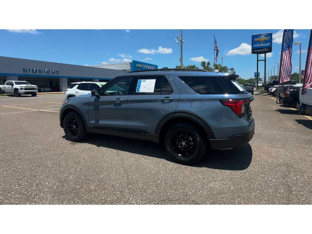Used 2025 Ford Explorer Active RWD image 6