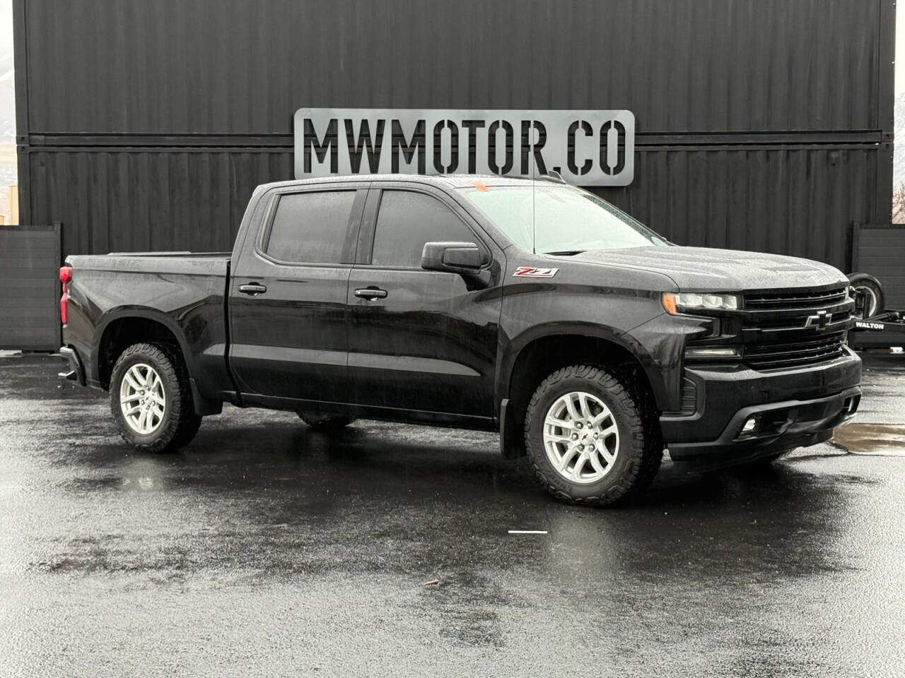Used 2019 Chevrolet Silverado 1500 RST image 2