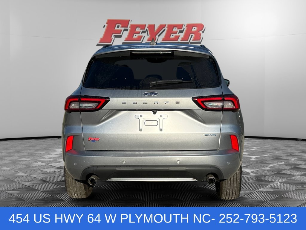 Used 2023 Ford Escape ST-Line w/ Tech Pack #1 AWD/4WD image 4