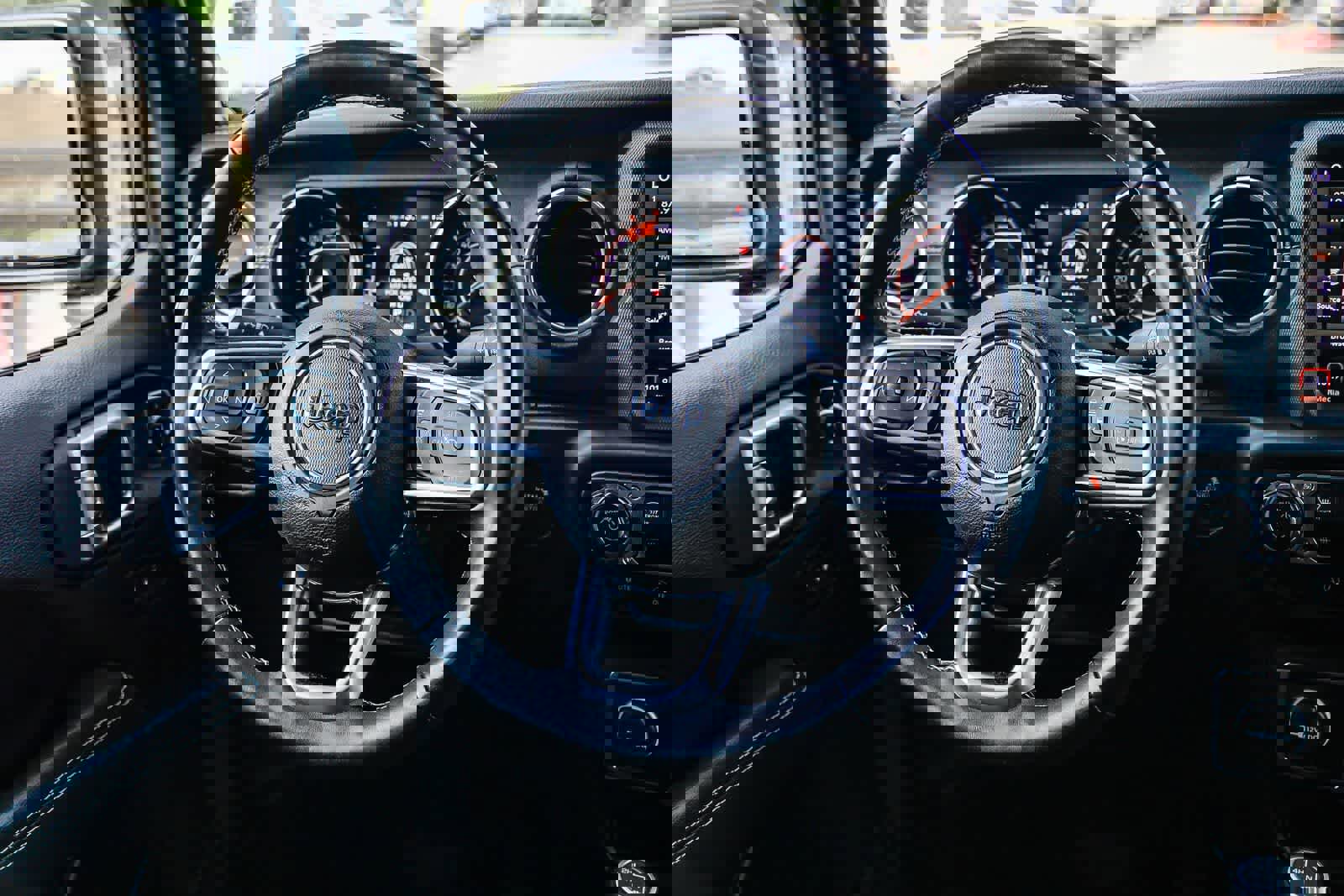 Used 2021 Jeep Gladiator Overland w/ Popular Equipment Package image 15