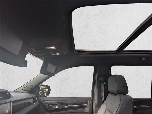 Used 2023 GMC Yukon Denali image 15