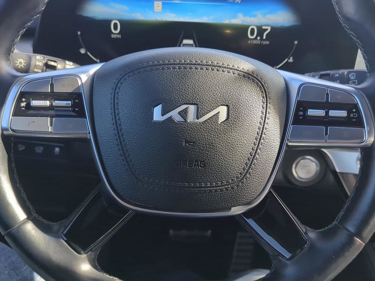 Used 2024 Kia Telluride SX Prestige X-Line image 18