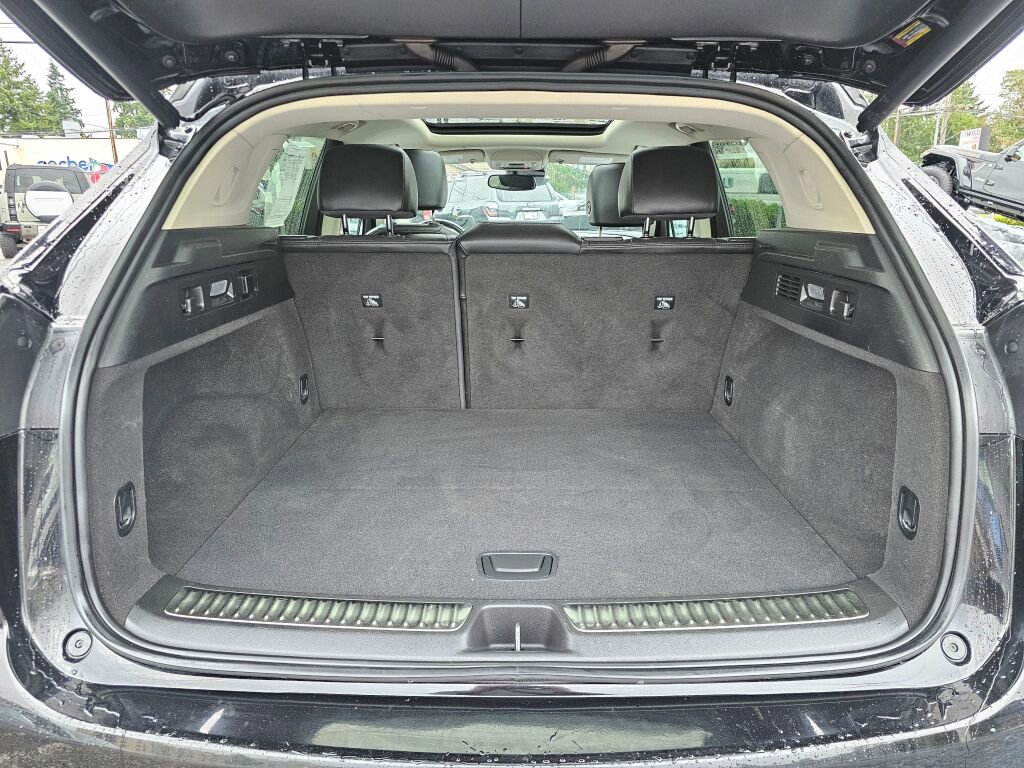 Used 2021 Buick Envision Essence w/ Technology Package I image 14