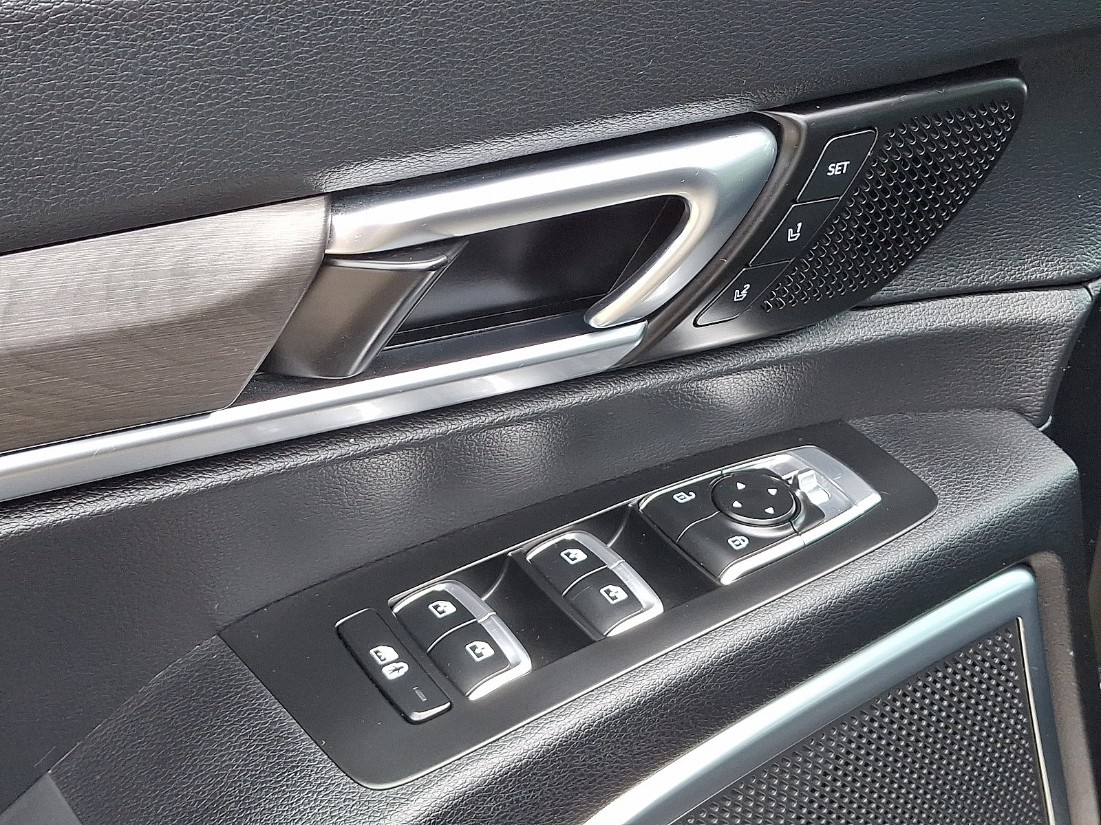 Used 2023 Kia Telluride SX Prestige X-Line AWD/4WD image 12
