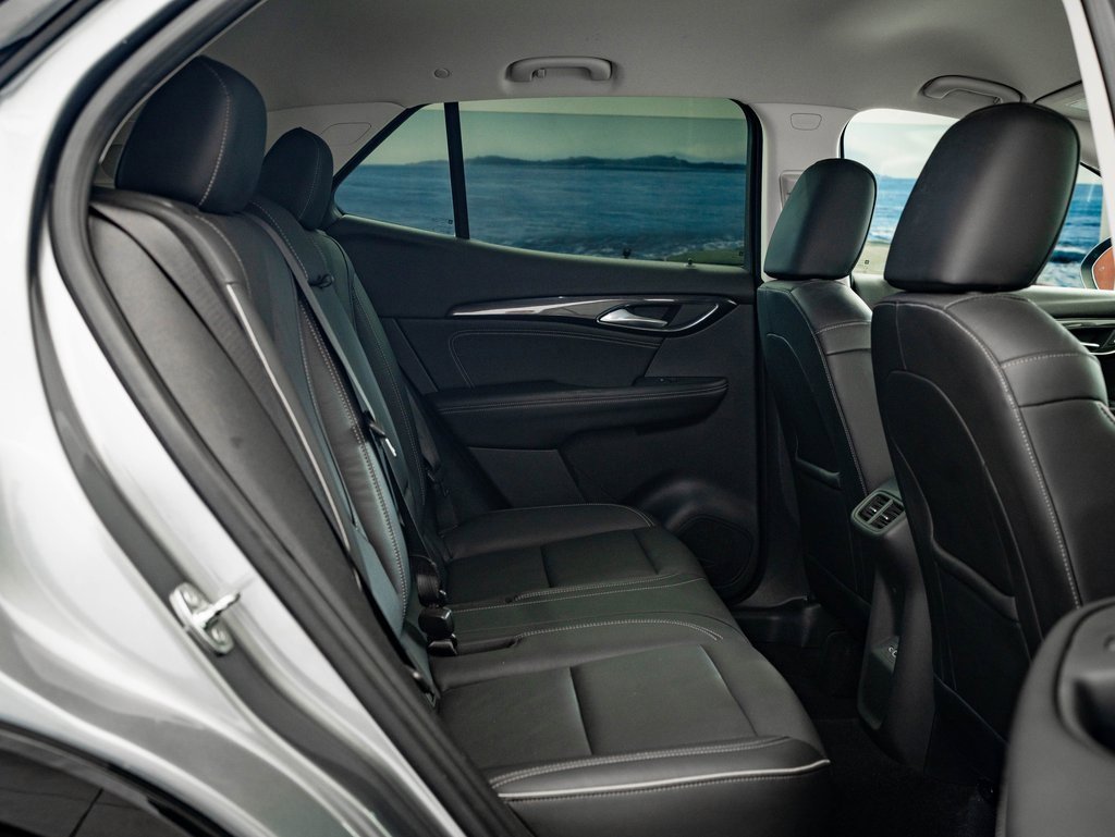 Used 2021 Buick Envision Essence w/ Sport Touring Package image 41