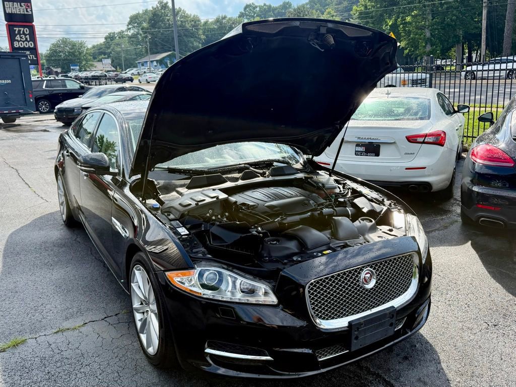 Used 2015 Jaguar XJ AWD image 4