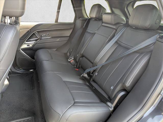 New 2026 Land Rover Range Rover SE AWD/4WD image 16