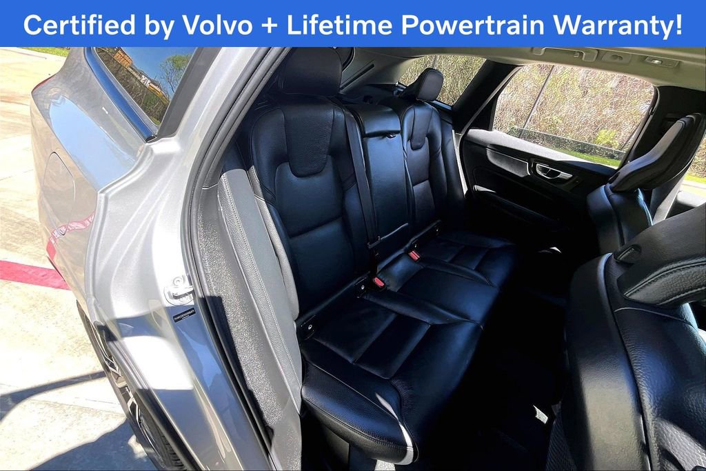 Used 2025 Volvo XC60 B5 Plus image 35