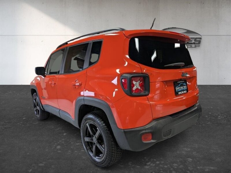 Used 2017 Jeep Renegade Sport w/ Power & Air Group FWD image 8