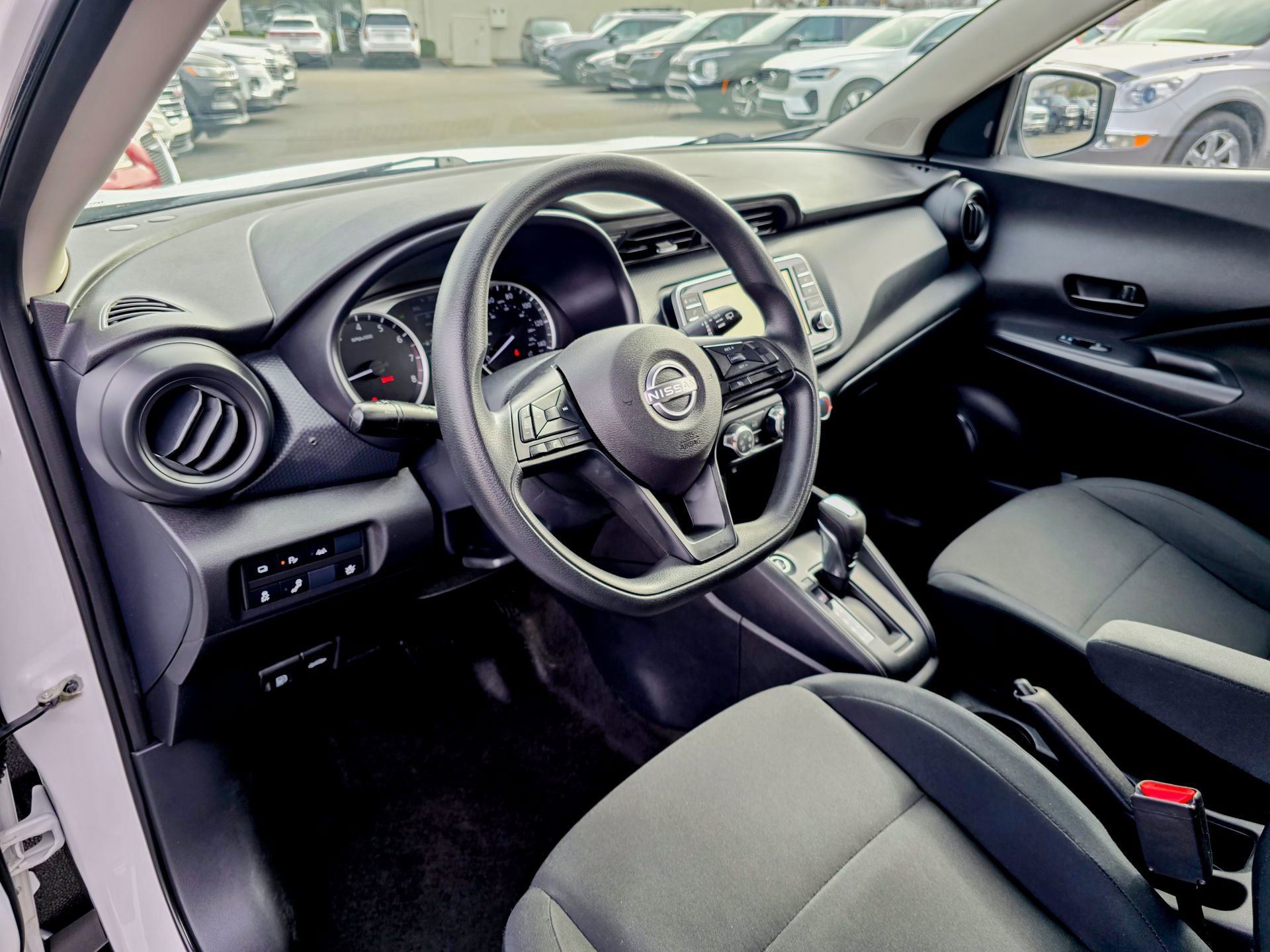 Used 2024 Nissan Kicks S image 7