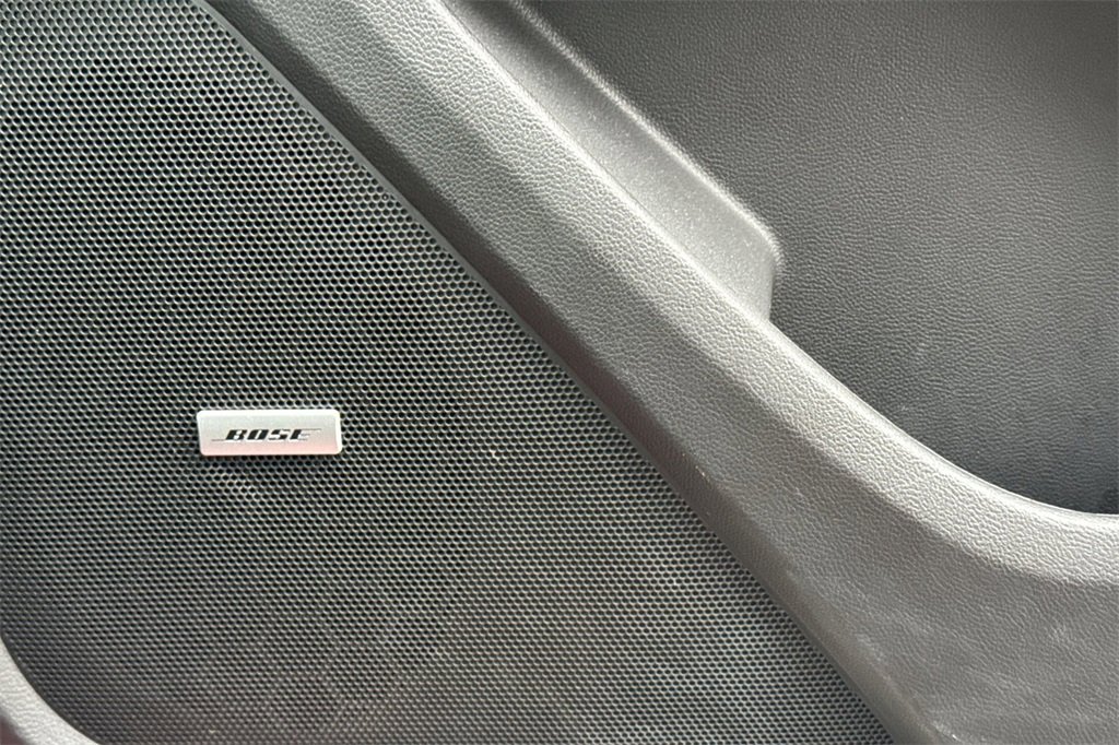 Used 2023 Chevrolet Traverse Premier image 28