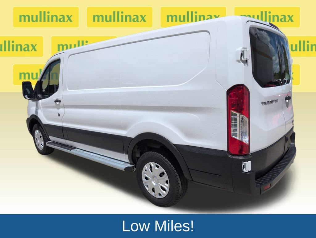 Used 2025 Ford Transit 250 Low Roof w/ Exterior Upgrade Package RWD image 8