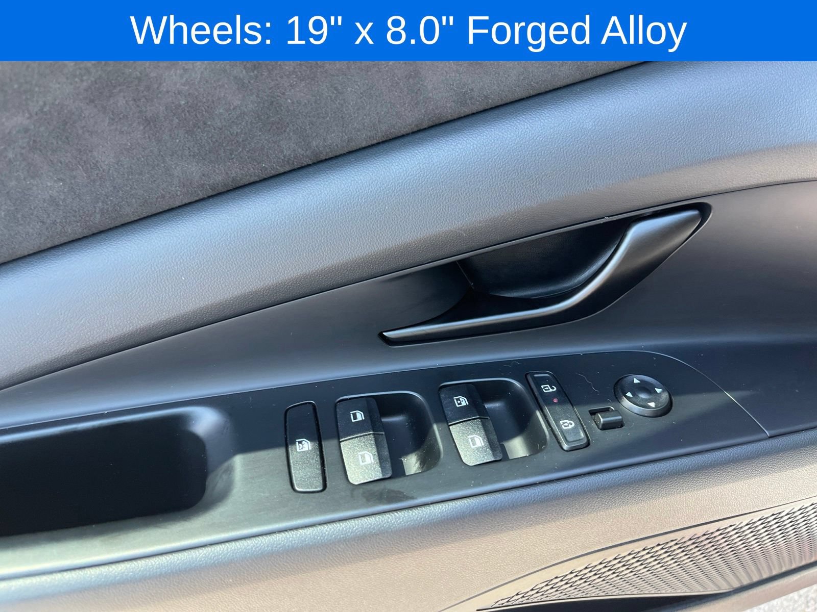 Used 2025 Hyundai Elantra N FWD image 13