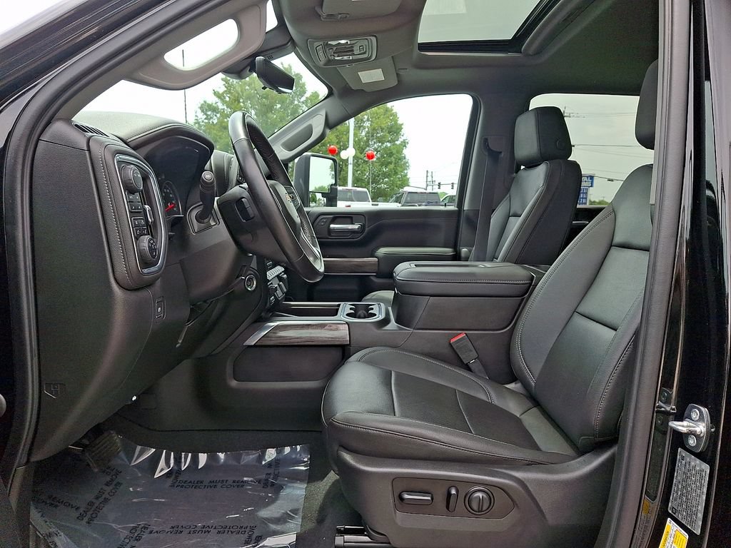 Certified 2021 Chevrolet Silverado 2500 LTZ w/ LTZ Premium Package AWD/4WD image 12