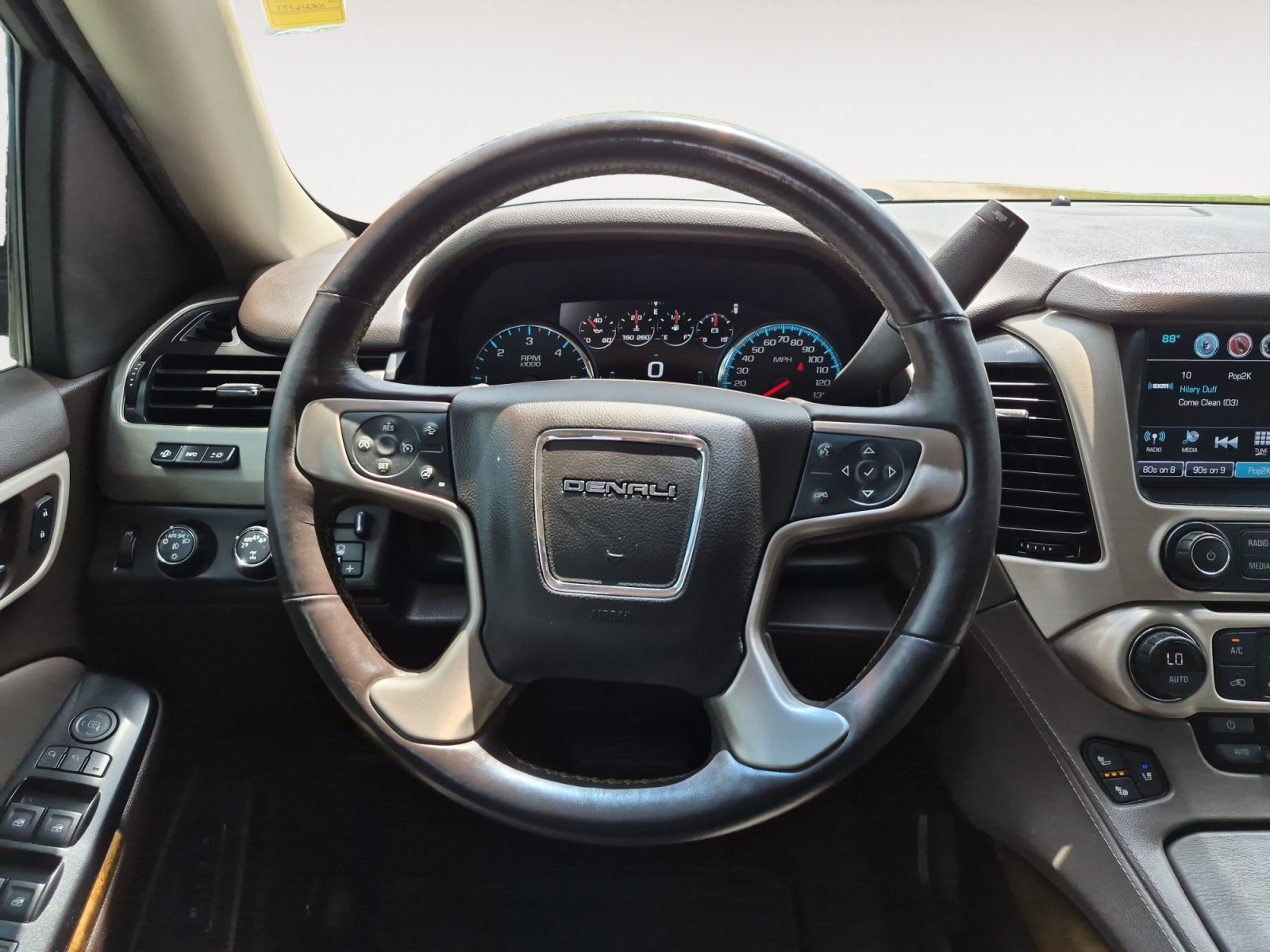 Used 2017 GMC Yukon XL Denali w/ Open Road Package AWD/4WD image 13