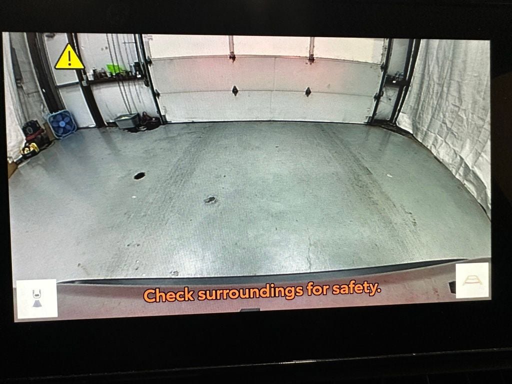 Used 2025 Toyota RAV4 XLE AWD/4WD image 37