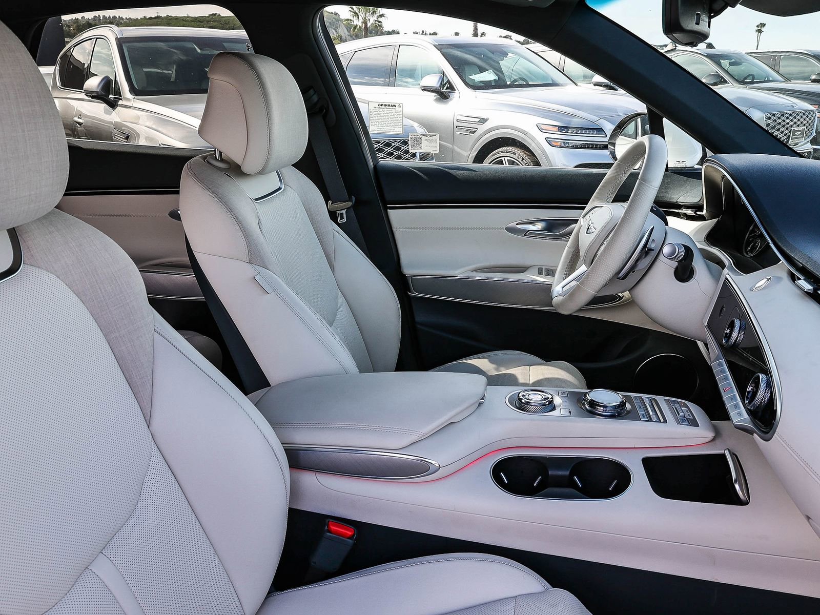 Used 2025 Genesis Electrified GV70 Advanced image 18