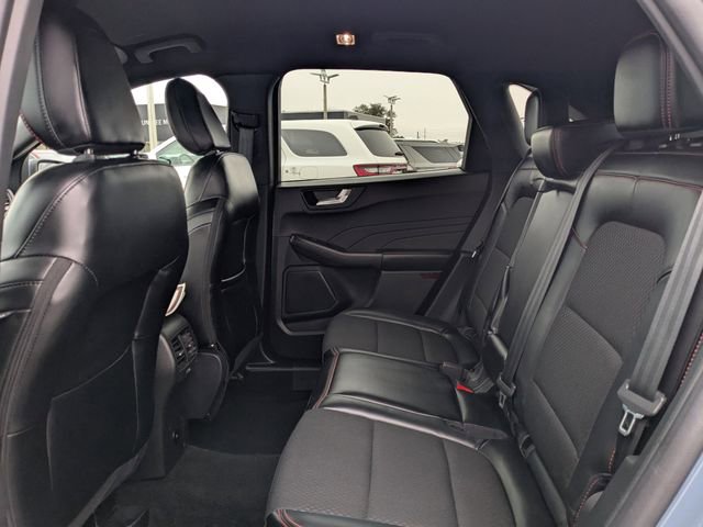 Used 2025 Ford Escape ST-Line Select AWD/4WD image 14