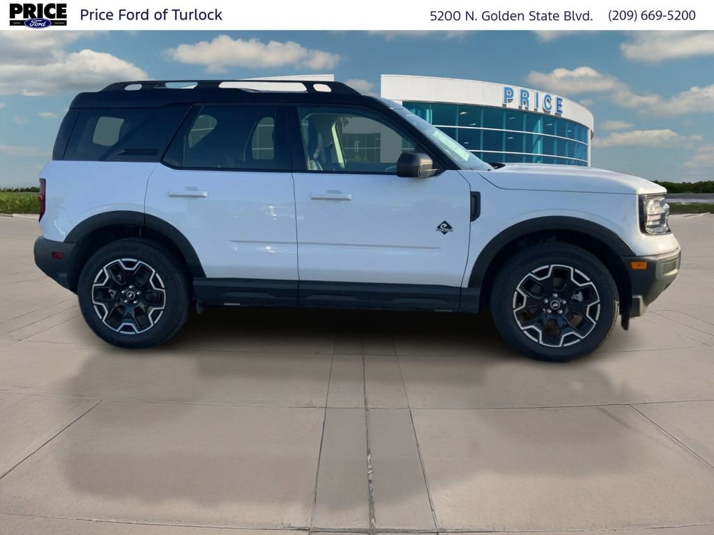 Used 2025 Ford Bronco Sport Outer Banks AWD/4WD image 4