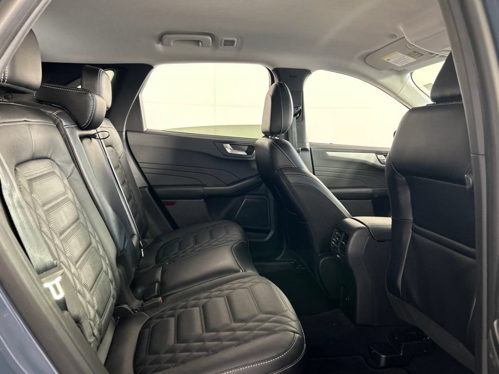 Used 2023 Ford Escape SE FWD image 24