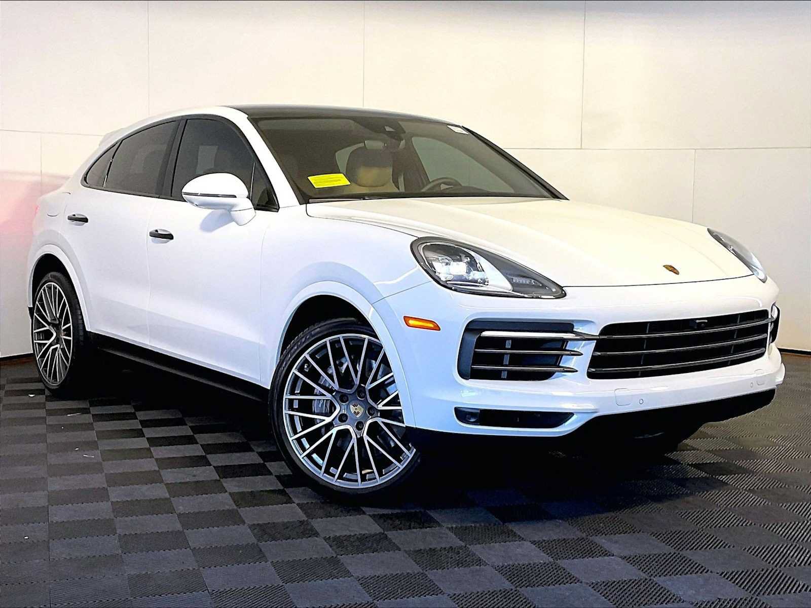 Certified 2023 Porsche Cayenne Coupe AWD/4WD image 9
