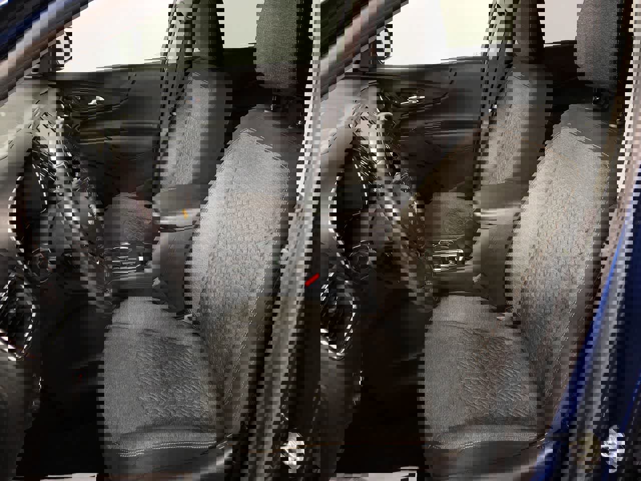 Used 2022 Chevrolet Equinox LT image 13