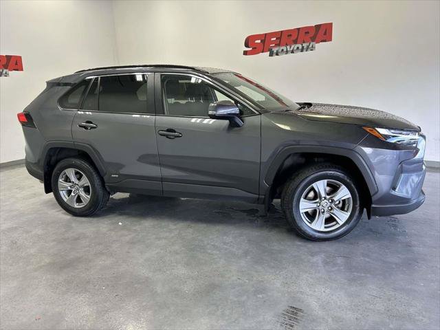 Certified 2024 Toyota RAV4 LE AWD/4WD image 2