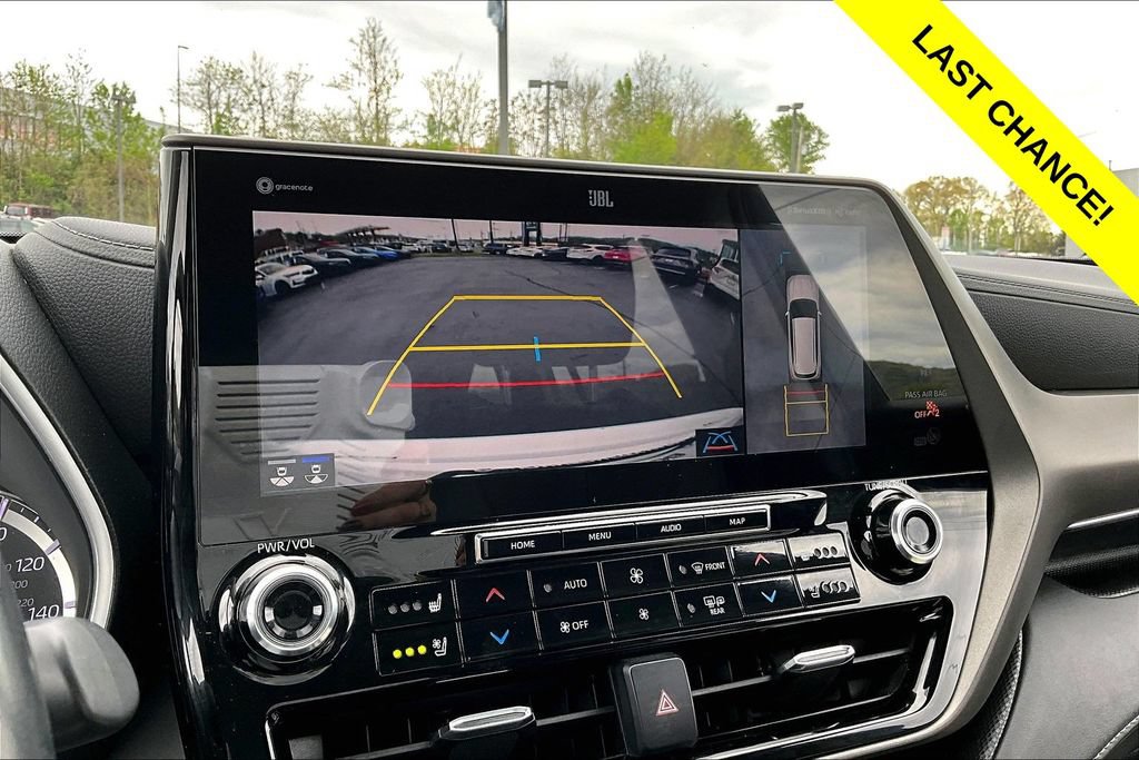 Used 2022 Toyota Highlander Limited AWD/4WD image 21