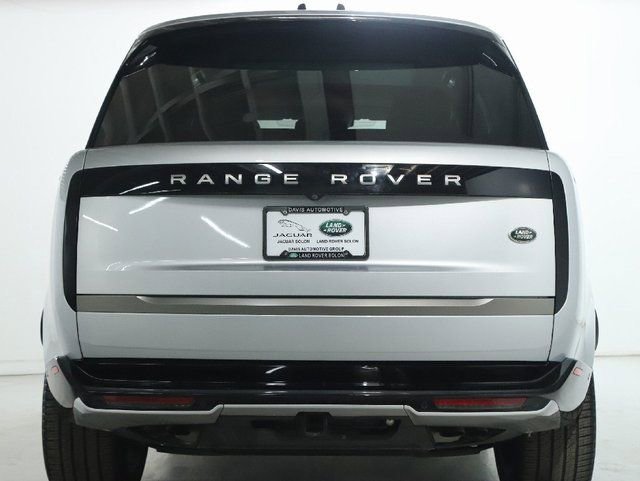 Used 2023 Land Rover Range Rover SE image 7