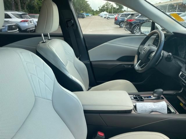 Used 2023 Lexus RX 350 Premium w/ Cold Area Package FWD image 8