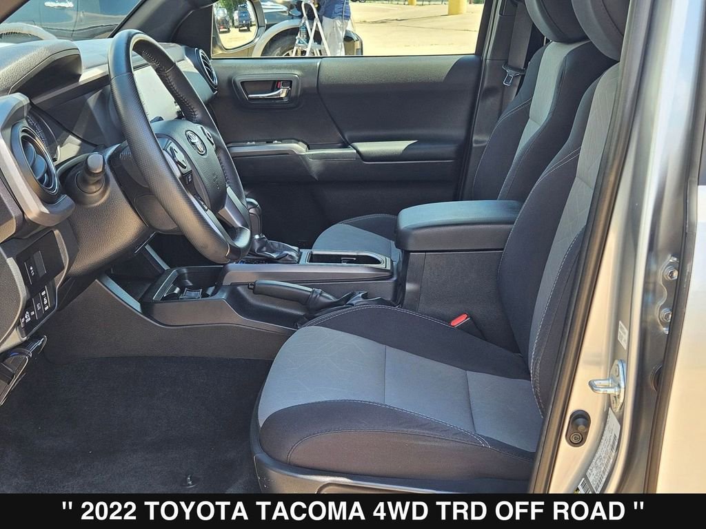 Used 2022 Toyota Tacoma TRD Off-Road w/ Technology Package AWD/4WD image 11
