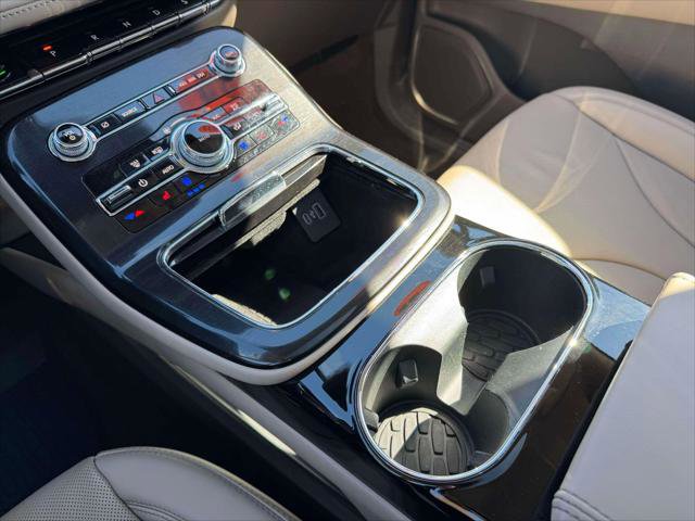 Certified 2022 Lincoln Nautilus Reserve image 30