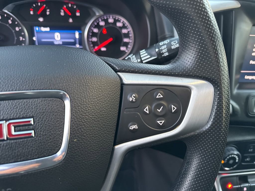 Used 2024 GMC Terrain SLE image 16
